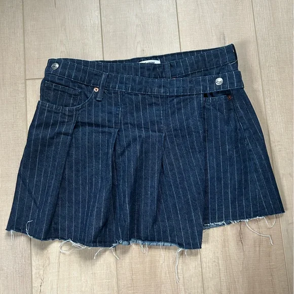 NWOT Re/Done Dark Blue Striped Tennis Wrap Jean Mini Skirt - Picture 4 of 8